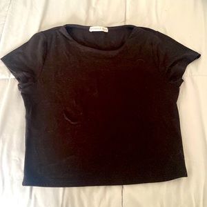 Black Short Sleeve Crop Top